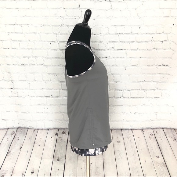 Athleta Yoga Tank Top Grey Small- Built in Bra - Picture 2 of 5